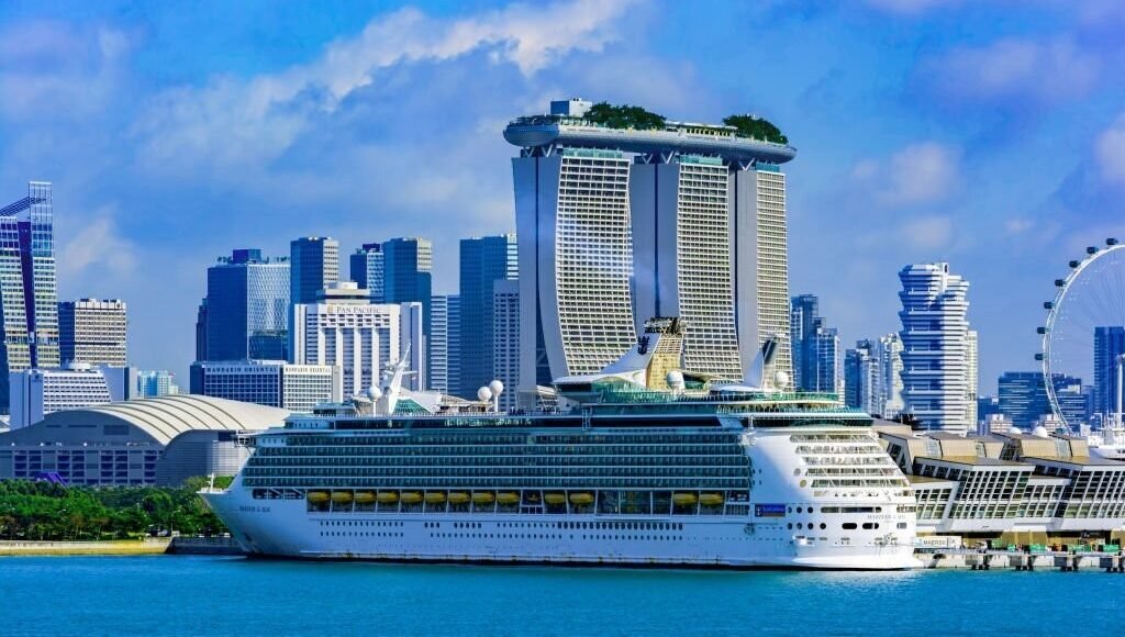 Cruise of Singapore