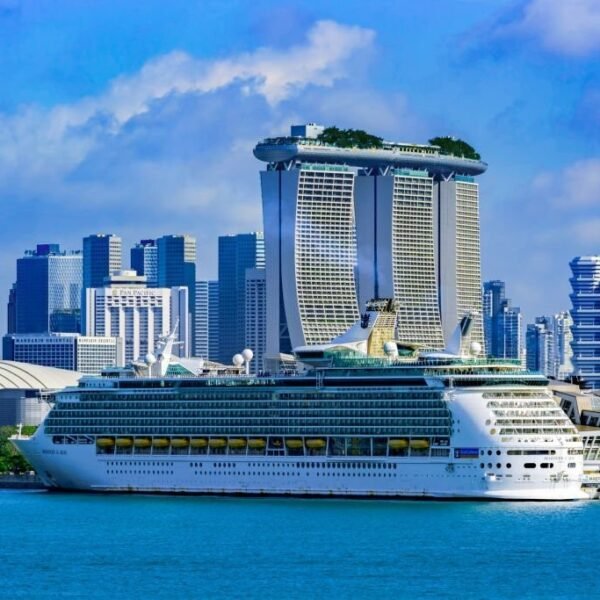 Cruise of Singapore