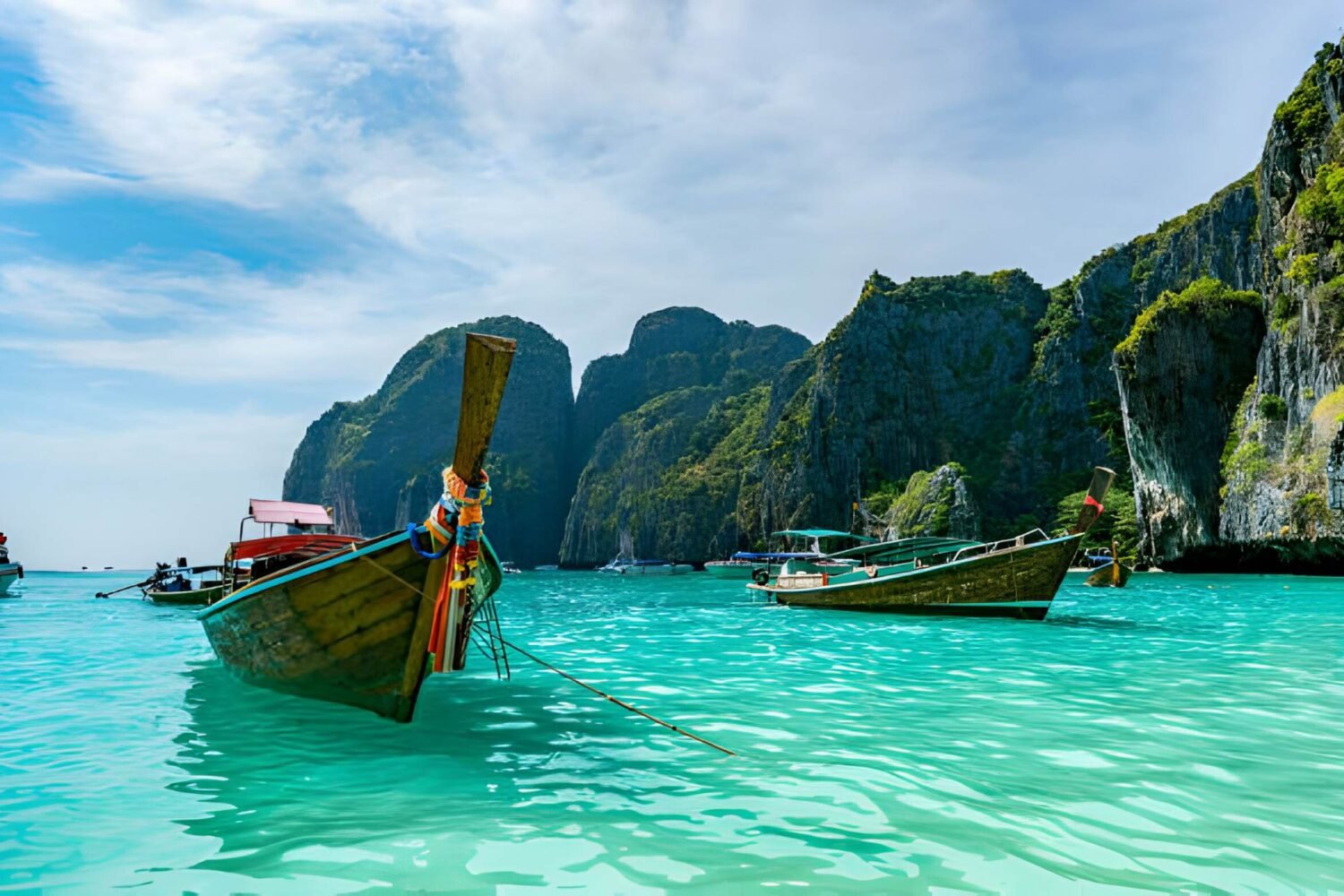 Explore To Phuket